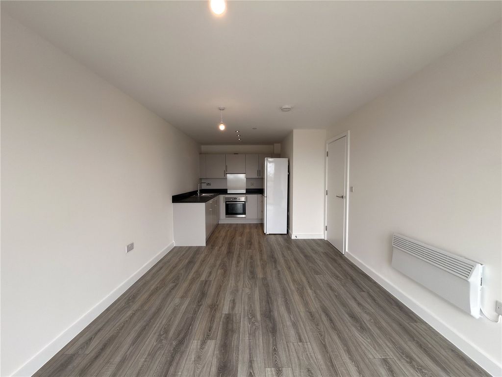 Property photo 2 of 12 Picture No. 07