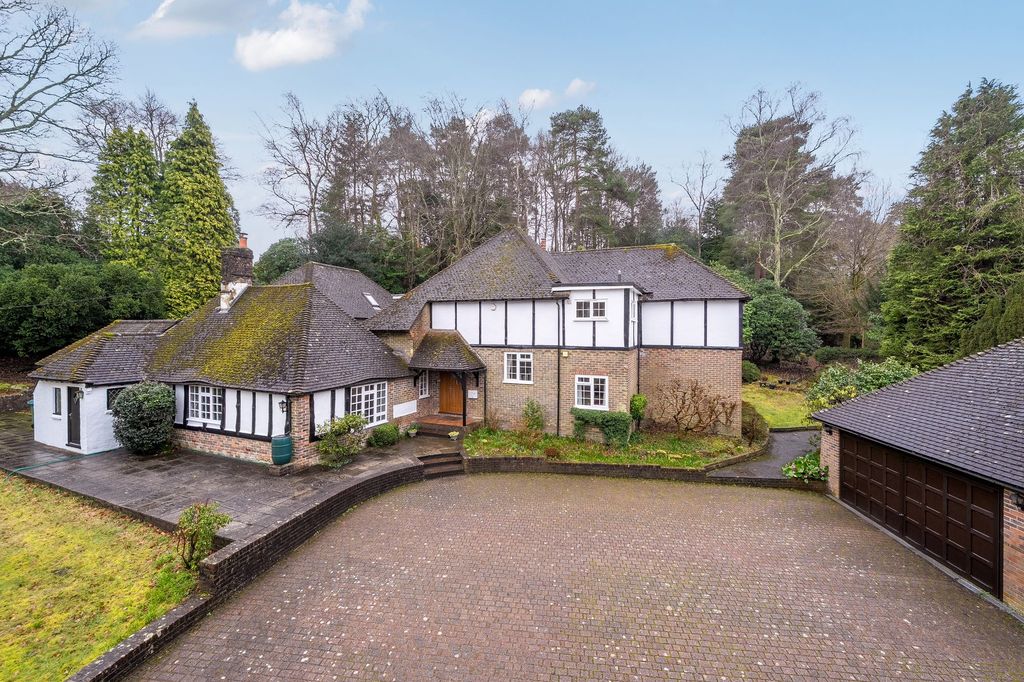 Property photo 1 of 36