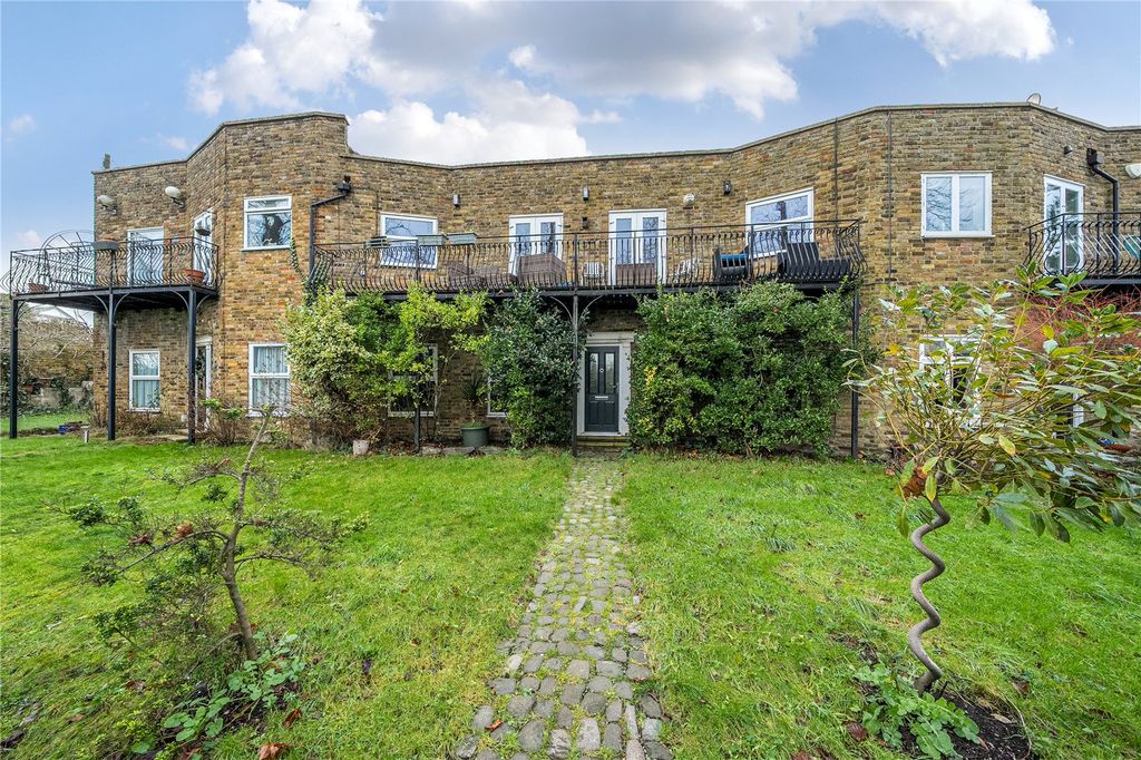 Property photo 1 of 18 Picture No. 22