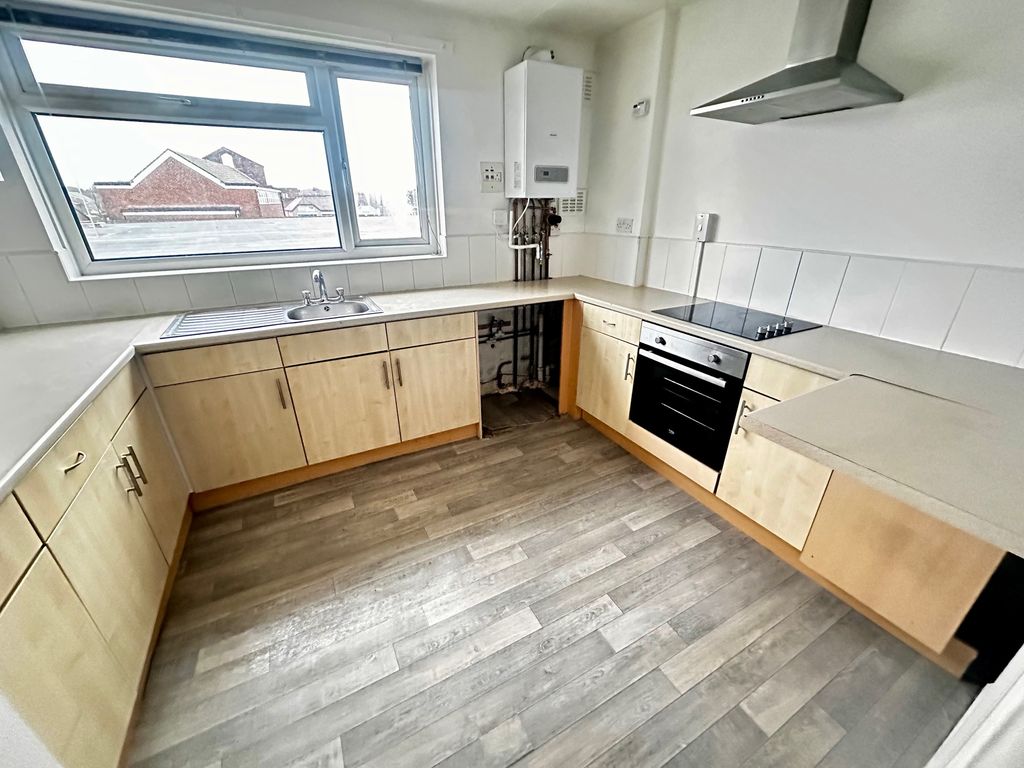 Property photo 2 of 12 Image