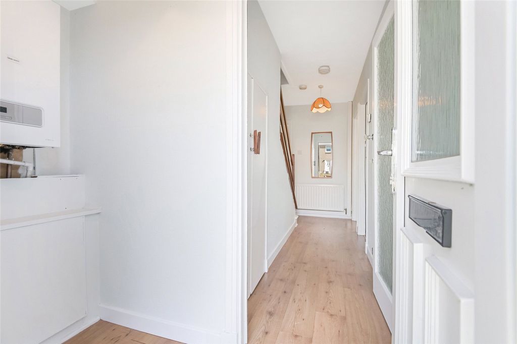 Property photo 2 of 17 Hall