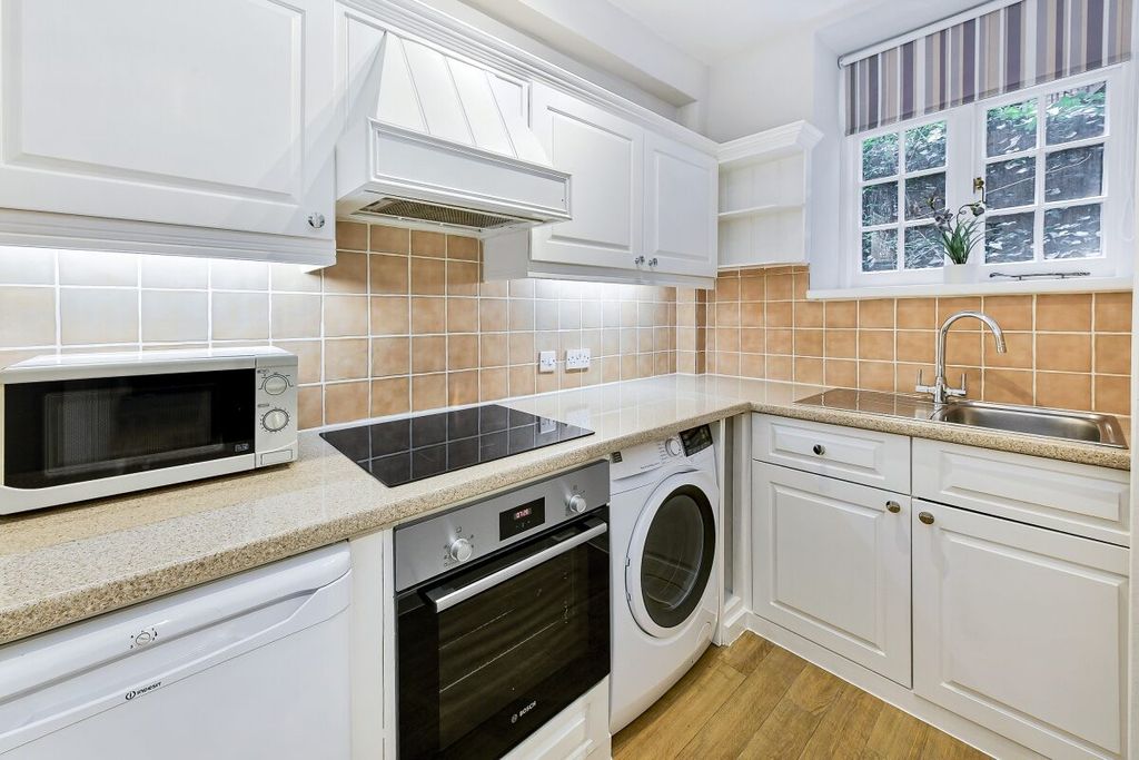 Property photo 2 of 9 Jll