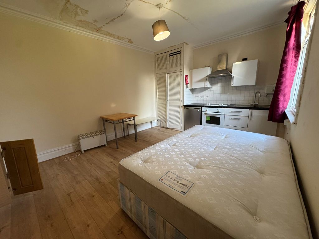 Property photo 2 of 3