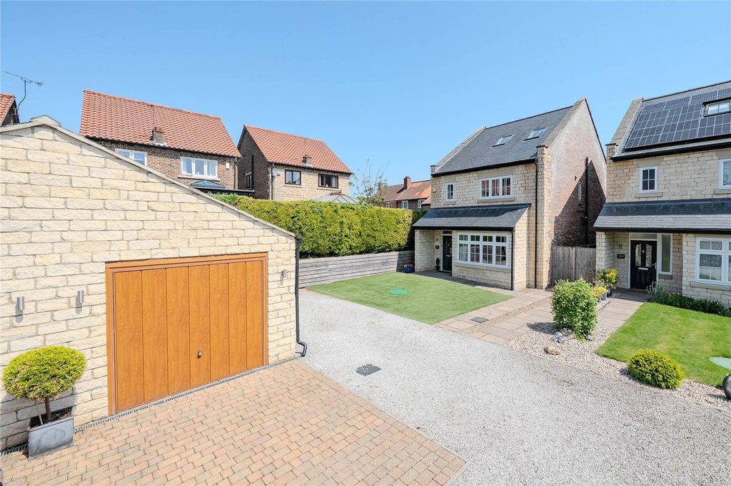 Property photo 1 of 22 Picture No. 40
