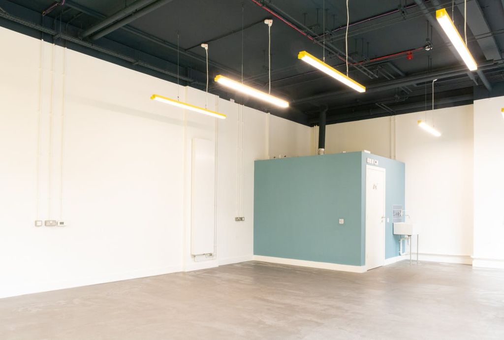 Property photo 3 of 10 Studio Example 2.Jpg