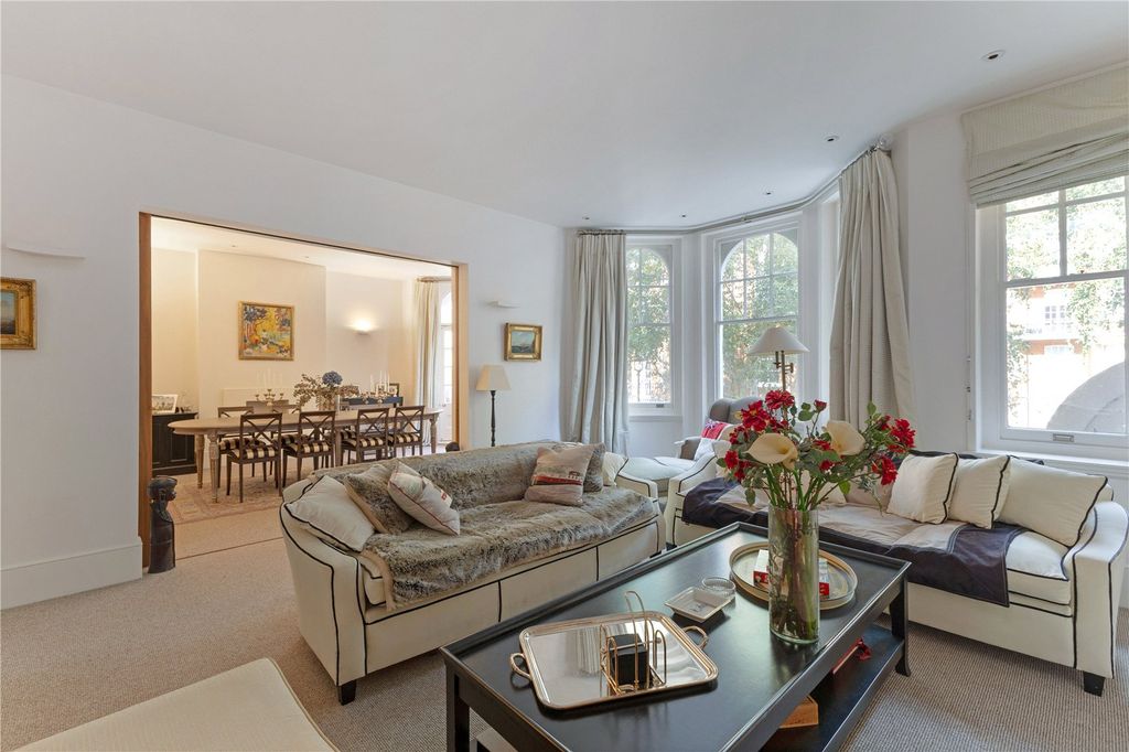 Property photo 1 of 8 Reception Room