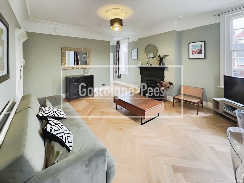 Property photo 2 of 6