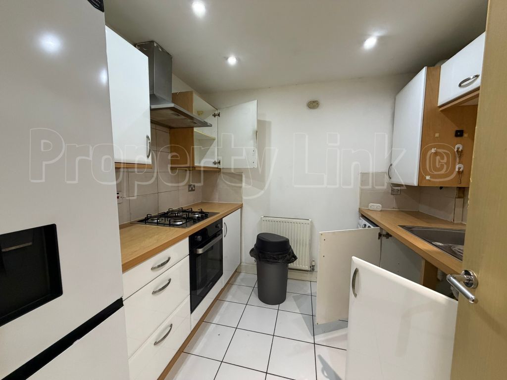 Property photo 3 of 24