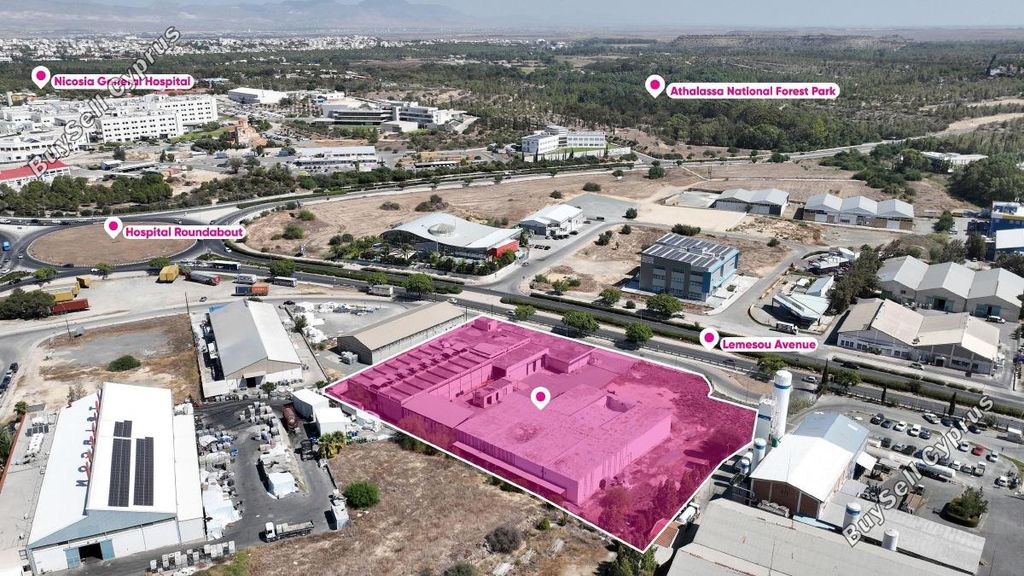 Property photo 3 of 9