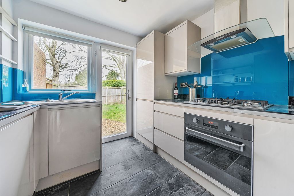 Property photo 2 of 20 1262267 (5)c