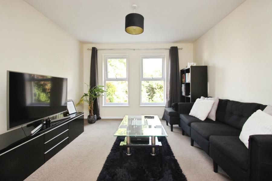 Property photo 2 of 9