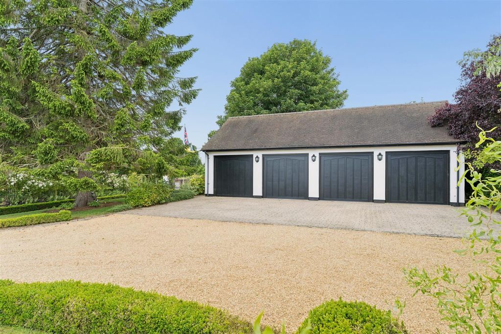 Additional image 30 of 6 bed detached house for saleHigh Road, Soulbury, Buckinghamshire LU7