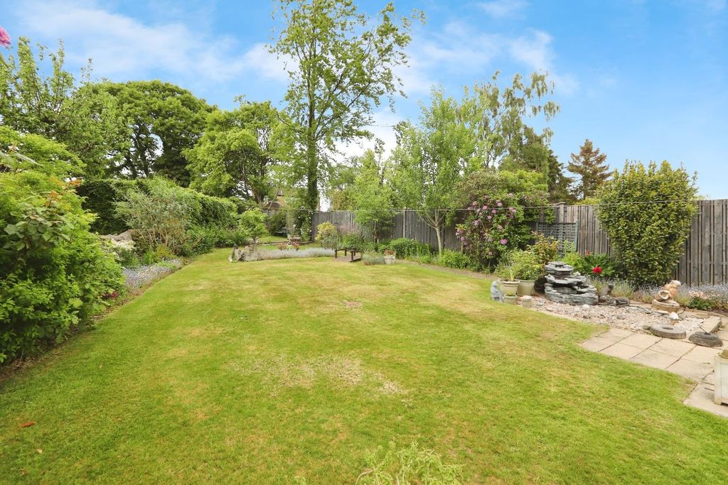 Property photo 1 of 29 Garden