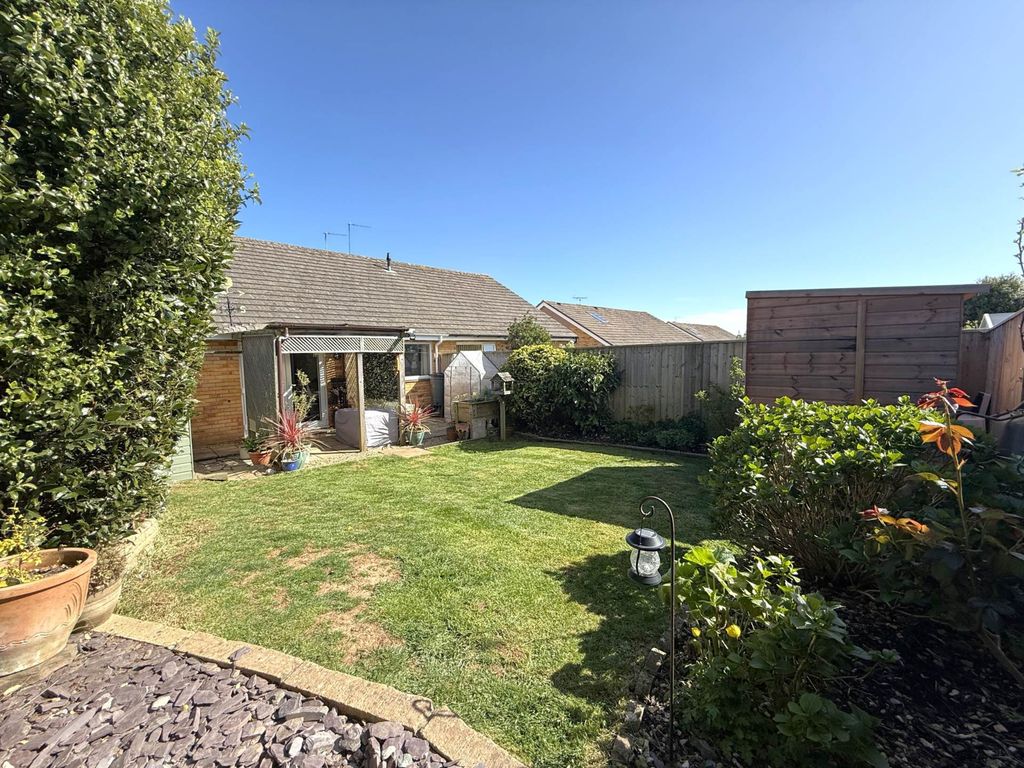 Property photo 3 of 12