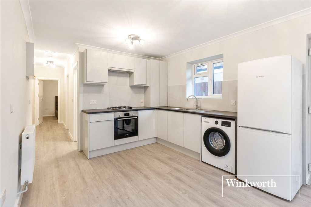 Property photo 3 of 14 Picture No. 06