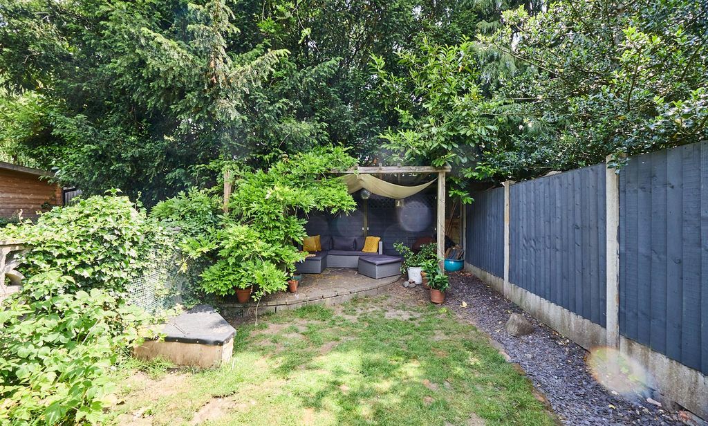 Property photo 3 of 13 Highfields Road  7.Jpg