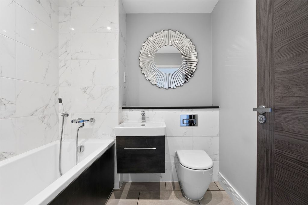 Additional image 19 of 2 bed penthouse for saleJardine Avenue, Falkirk FK2