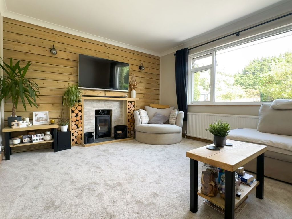 Property photo 3 of 37