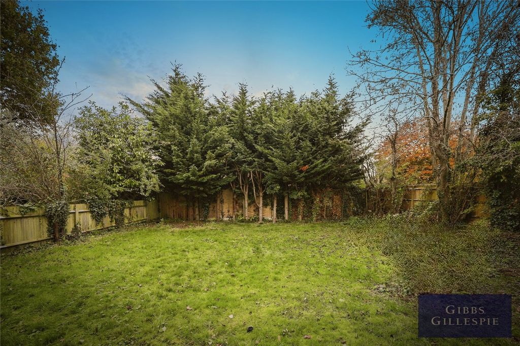 Property photo 3 of 11 Picture No. 25