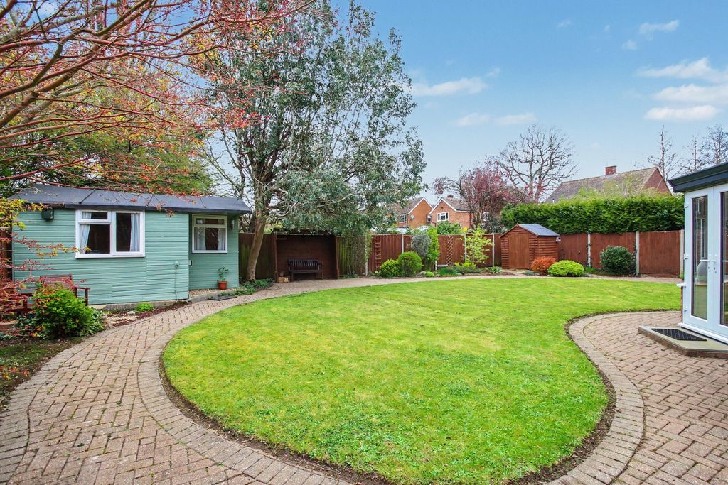 Additional image 25 of 4 bed detached house for saleFouracres, Letchworth Garden City SG6