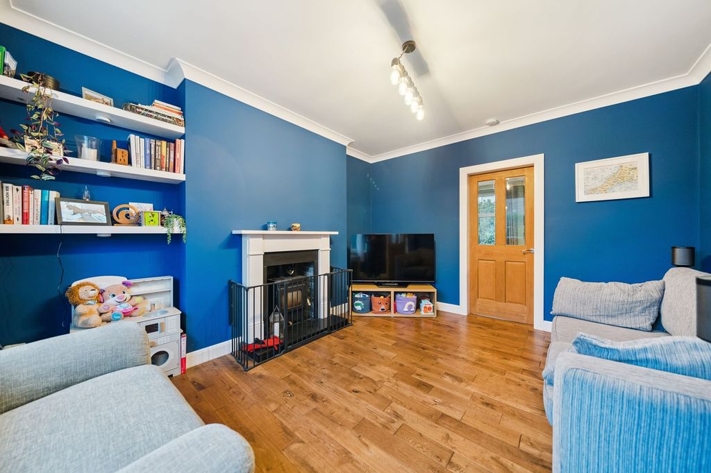 Property photo 3 of 20