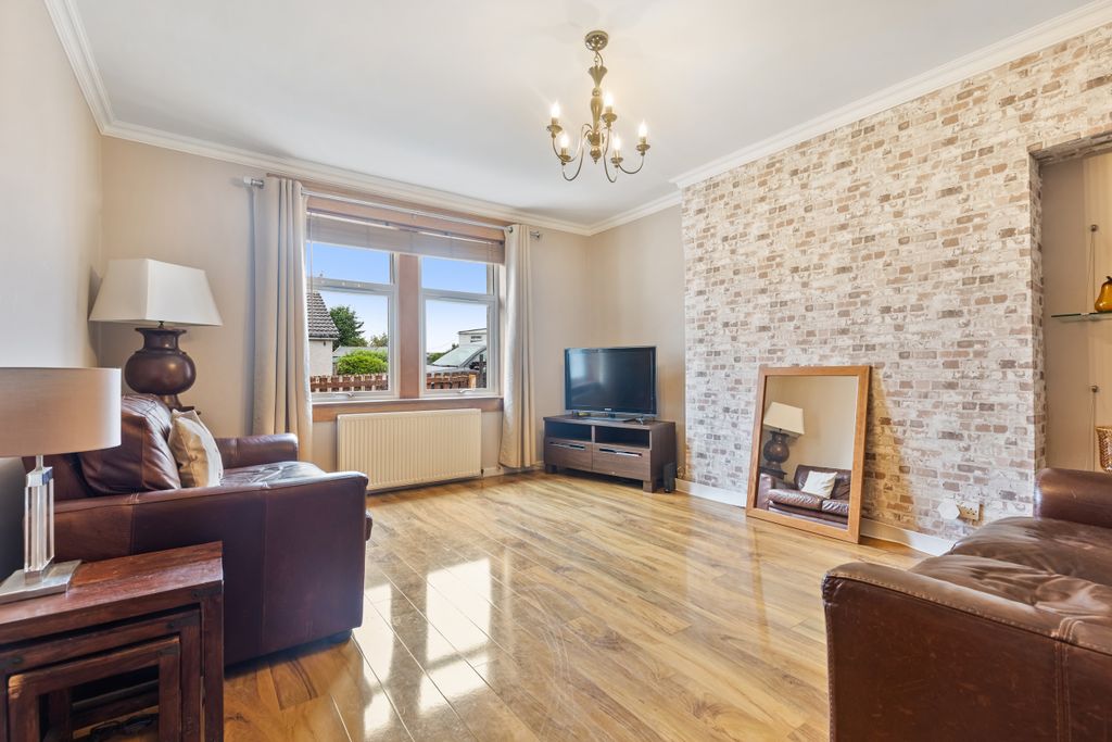 Property photo 2 of 24