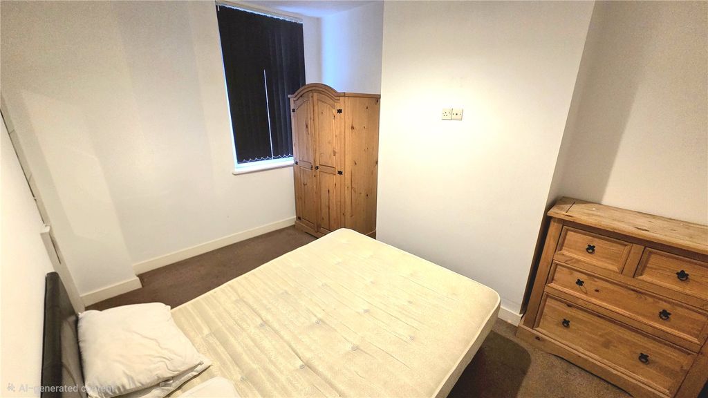 Property photo 3 of 15 Picture No. 01