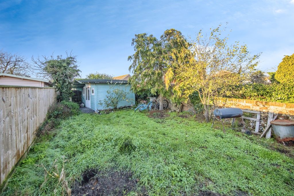 Property photo 3 of 18