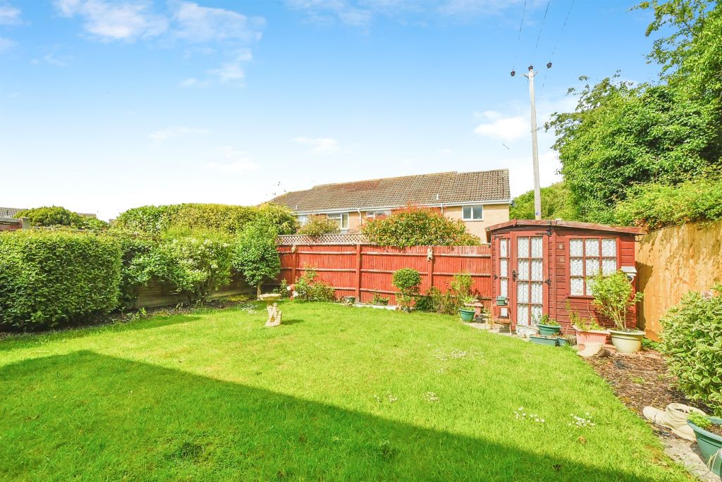 Property photo 2 of 16