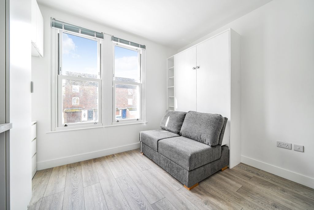 Property photo 3 of 7 1109803 (3)