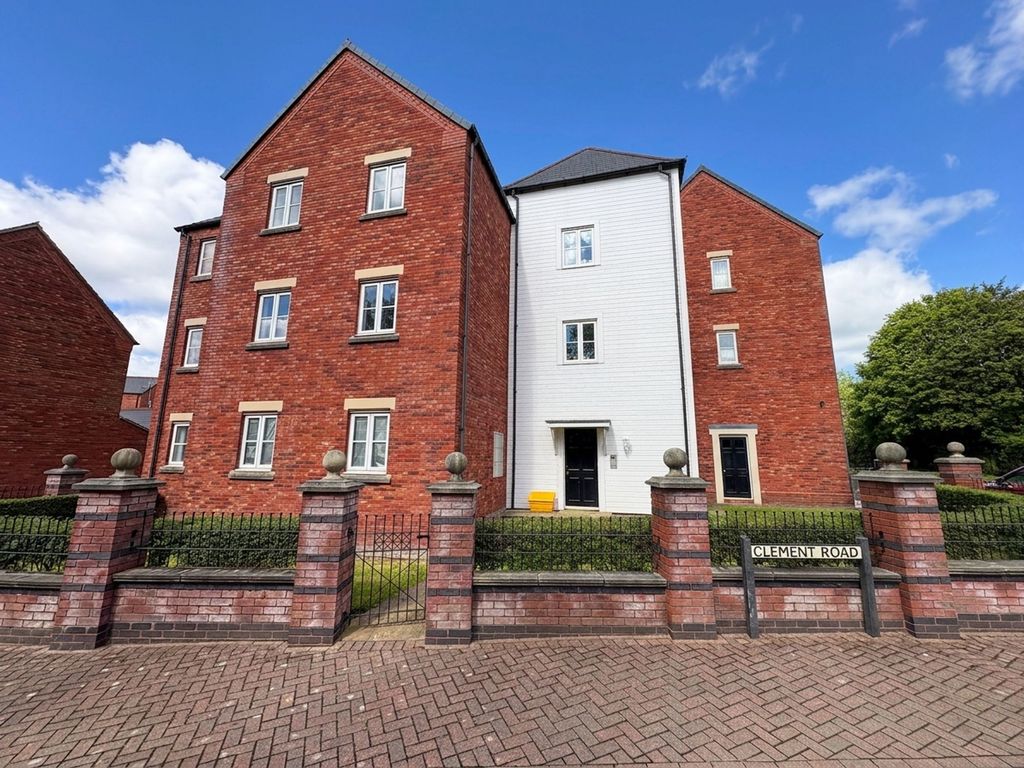 Property photo 1 of 13