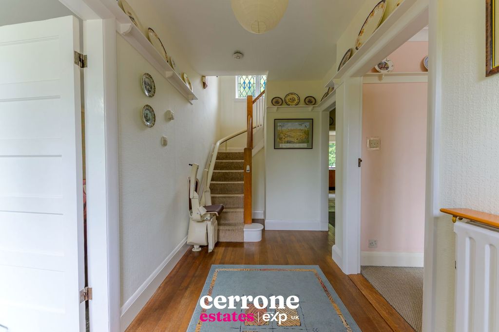 Property photo 3 of 32
