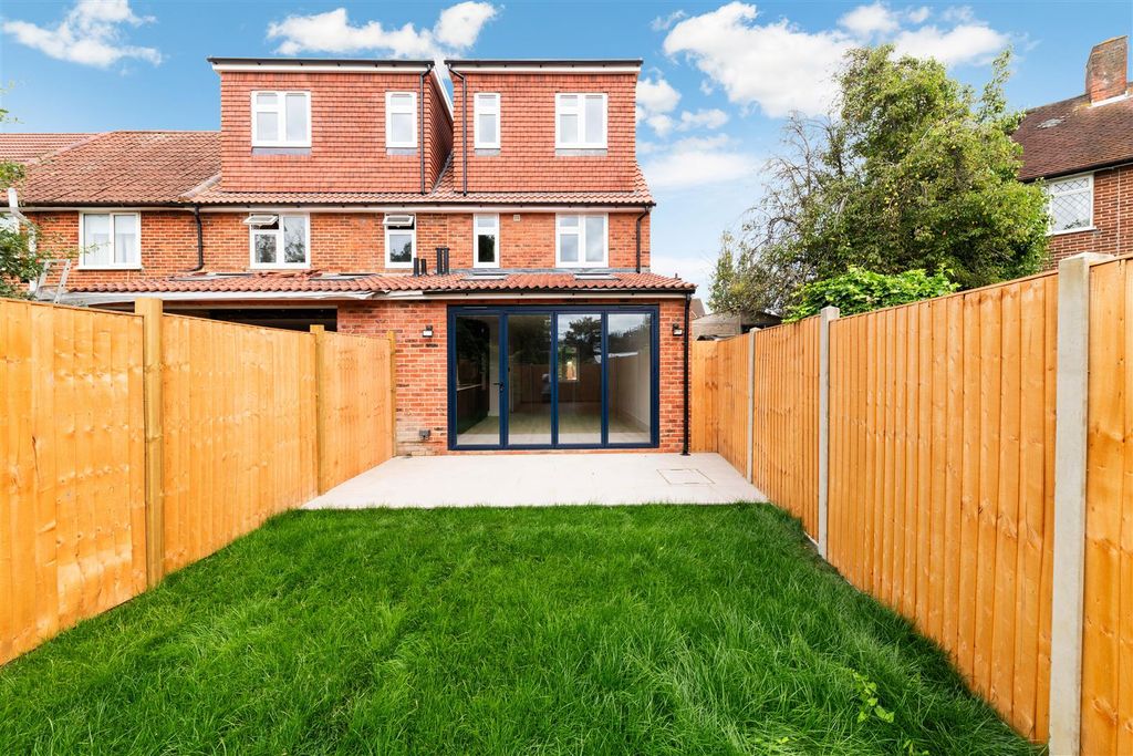 Property photo 3 of 9 Abbotsbury Road, 228A-38.Jpg