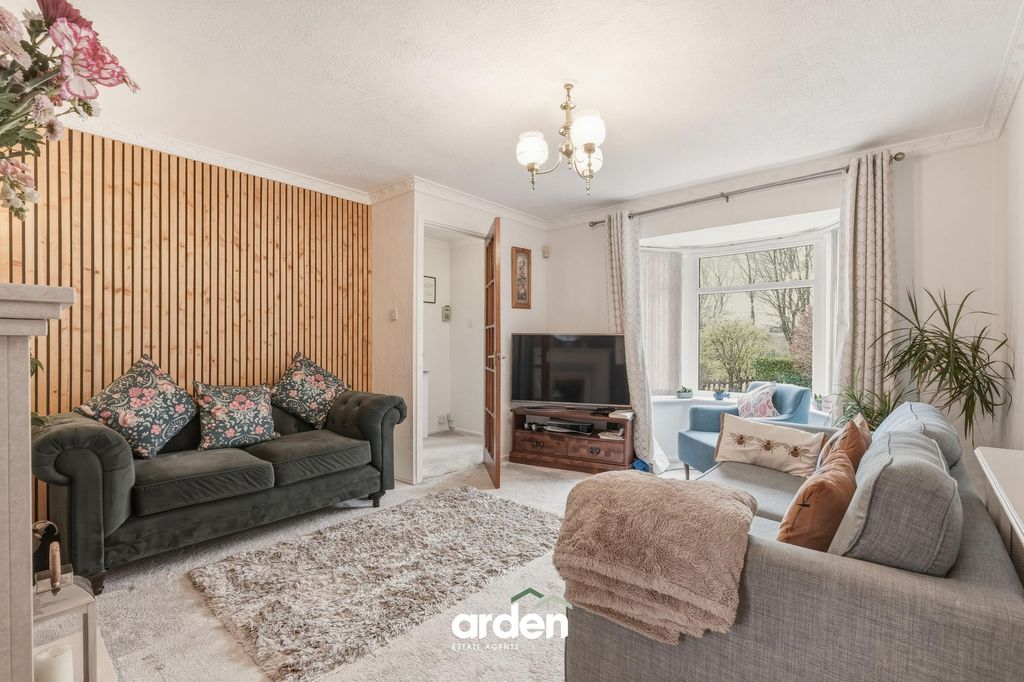 Property photo 2 of 12