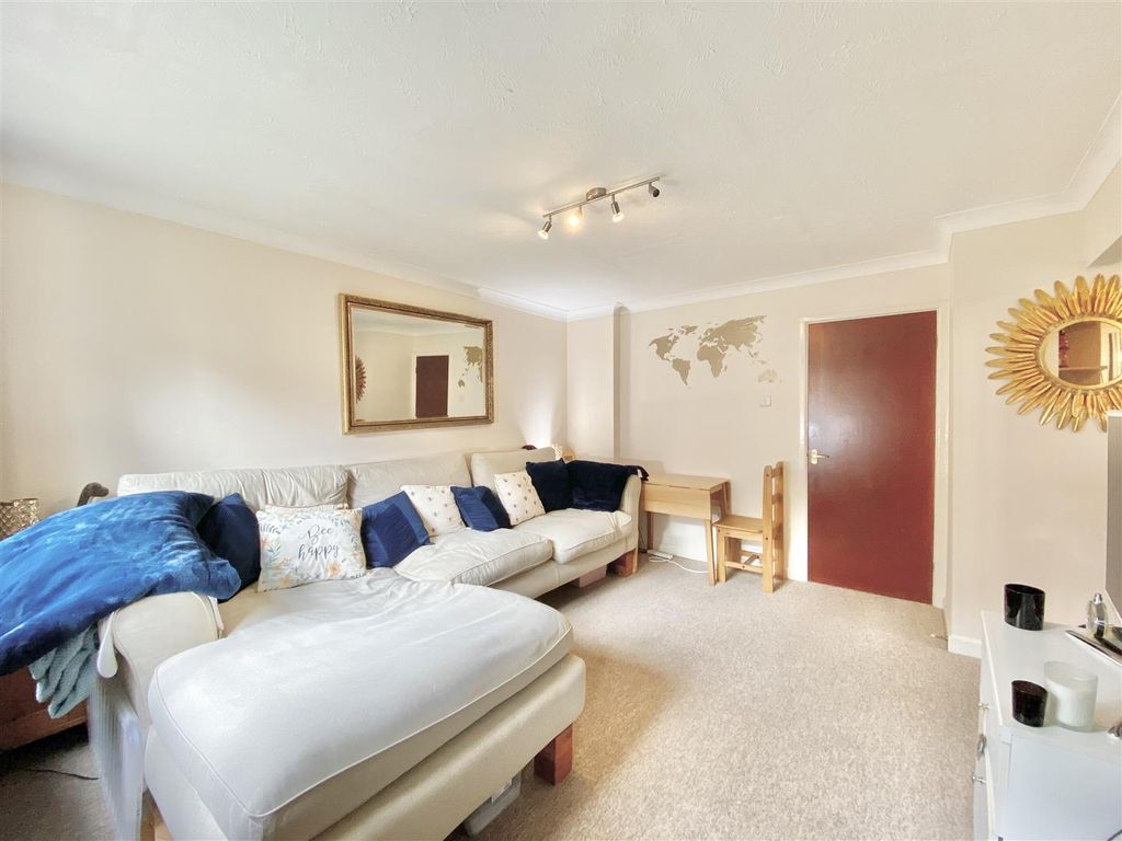 Property photo 1 of 6 205862EE-F508-47D0-9012-224D9Ec5B5C5.Jpeg