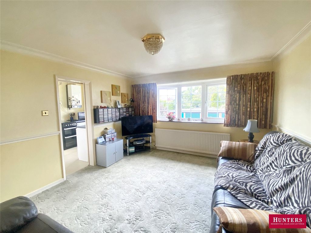 Property photo 2 of 14 Picture No. 27