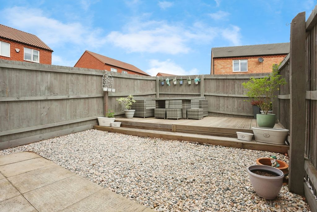 Property photo 2 of 17 Photo