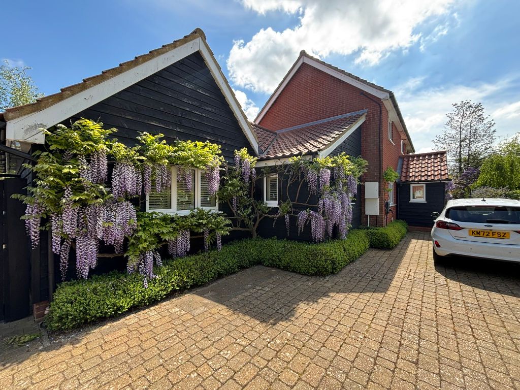 Property photo 1 of 34