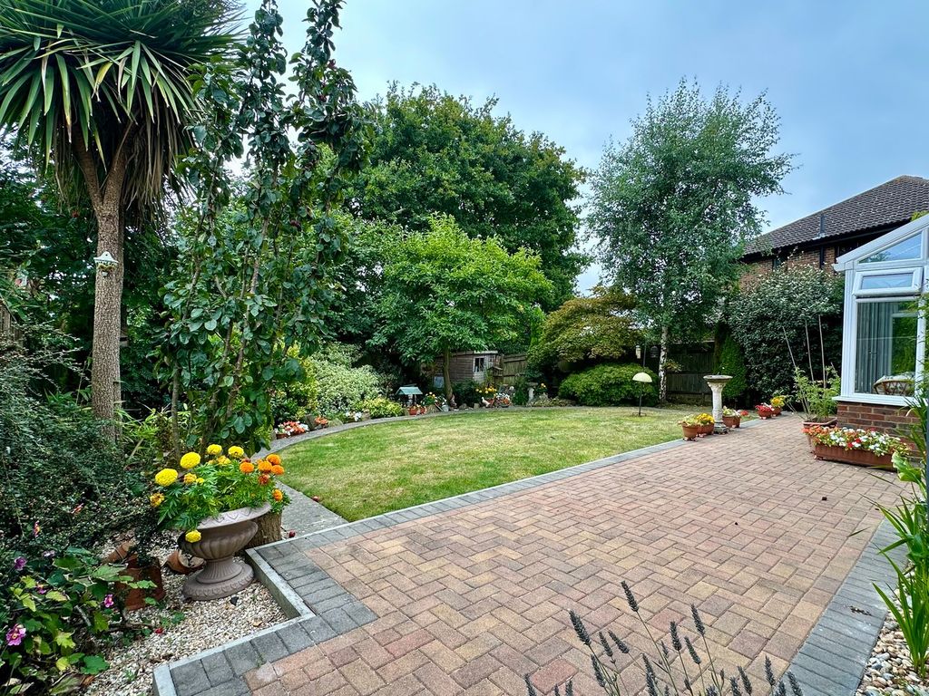 Property photo 2 of 29