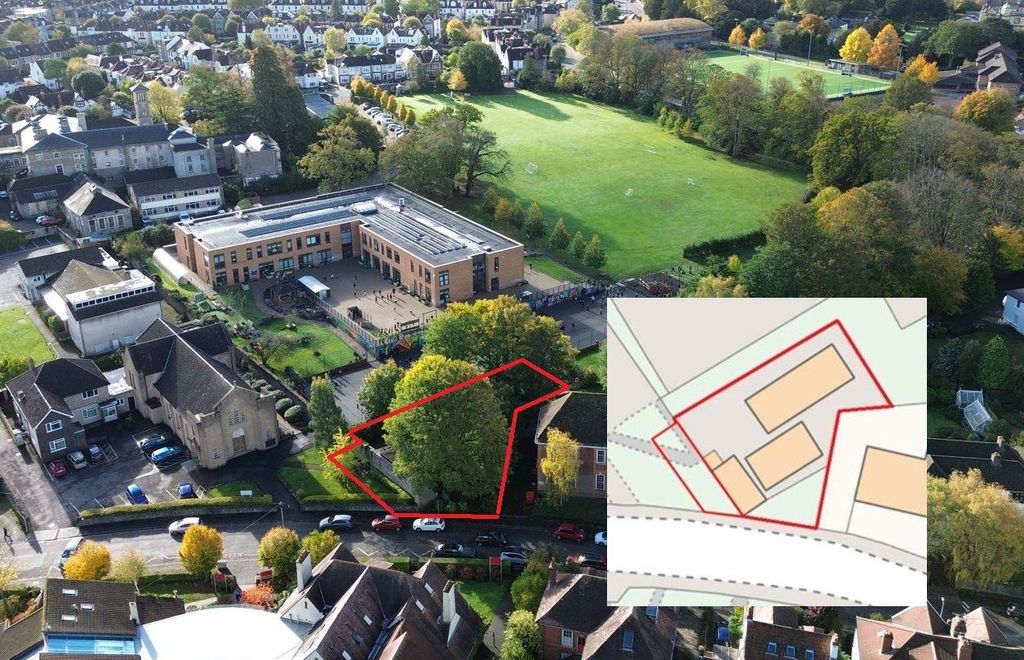 Property photo 1 of 11 Main.Jpg