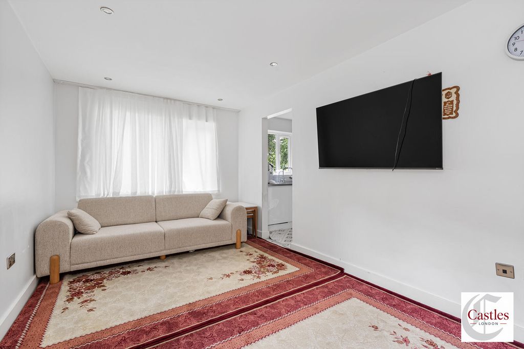 Property photo 3 of 12 Living Room