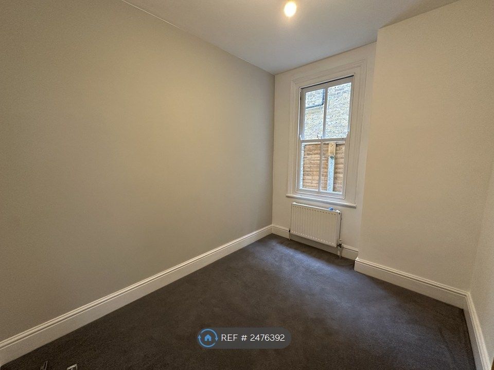 Property photo 2 of 6 Bedroom 2