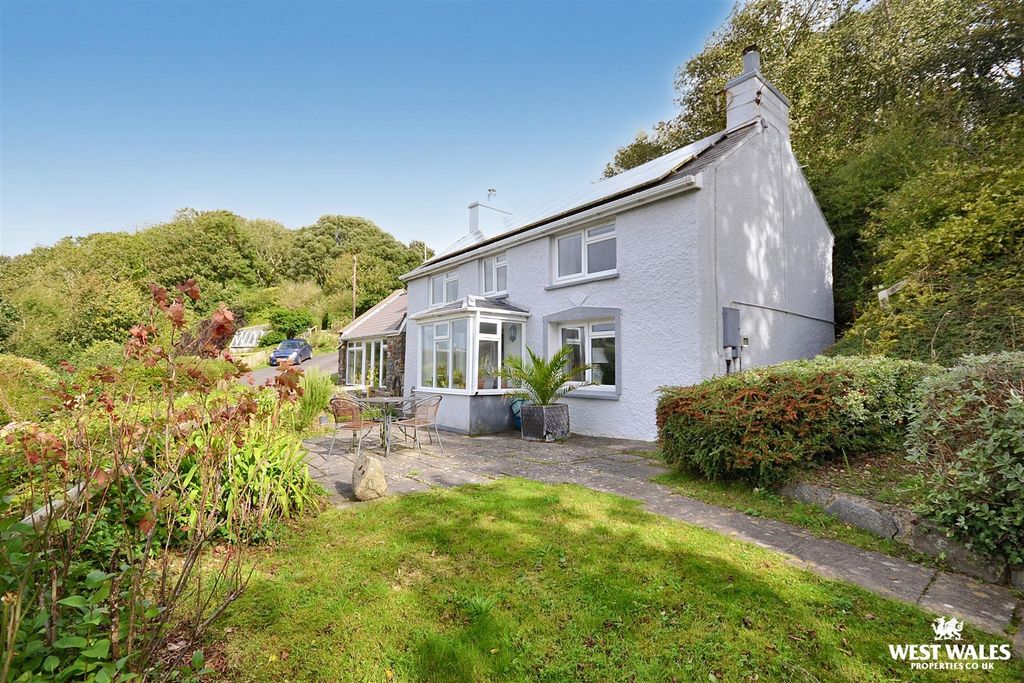 Property photo 2 of 35 Front Of Prpoerty