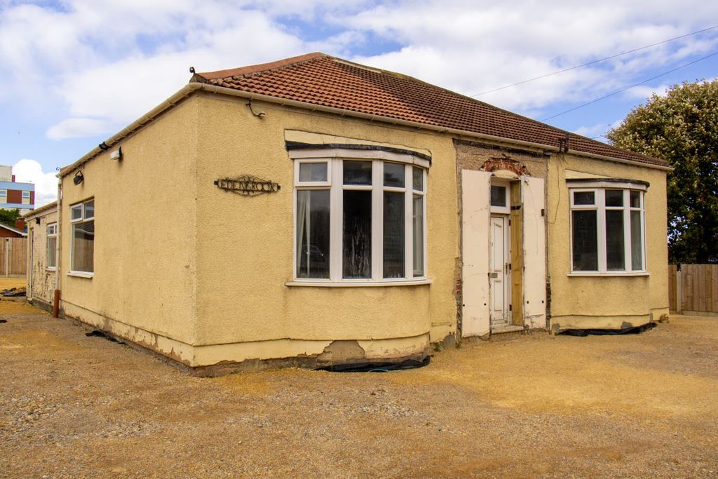 Property photo 3 of 24