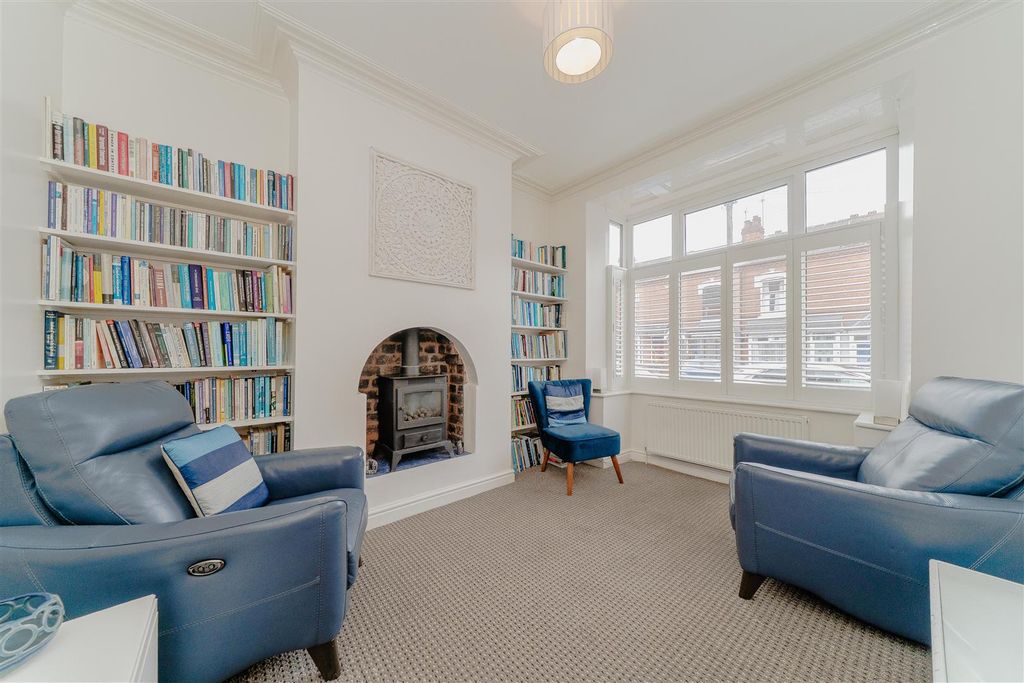 Property photo 2 of 33 Reception Room One