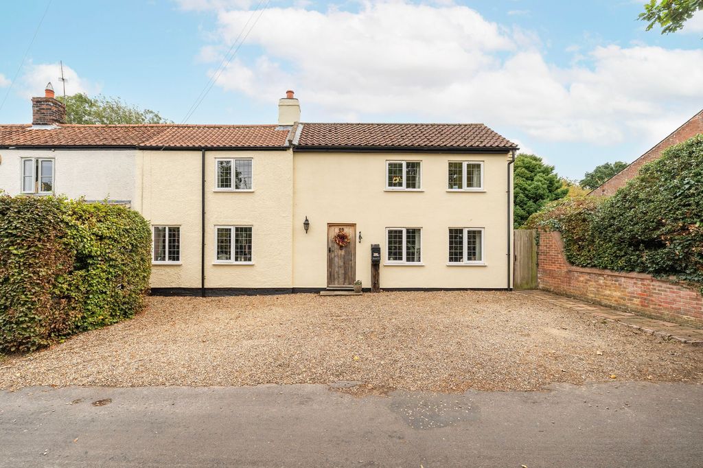 Property photo 1 of 28