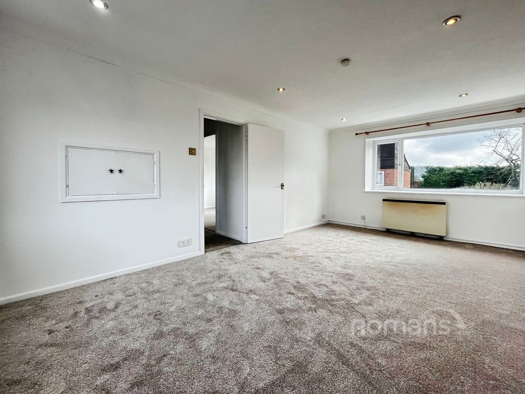 Property photo 2 of 8 Pbox-Img.Jpg