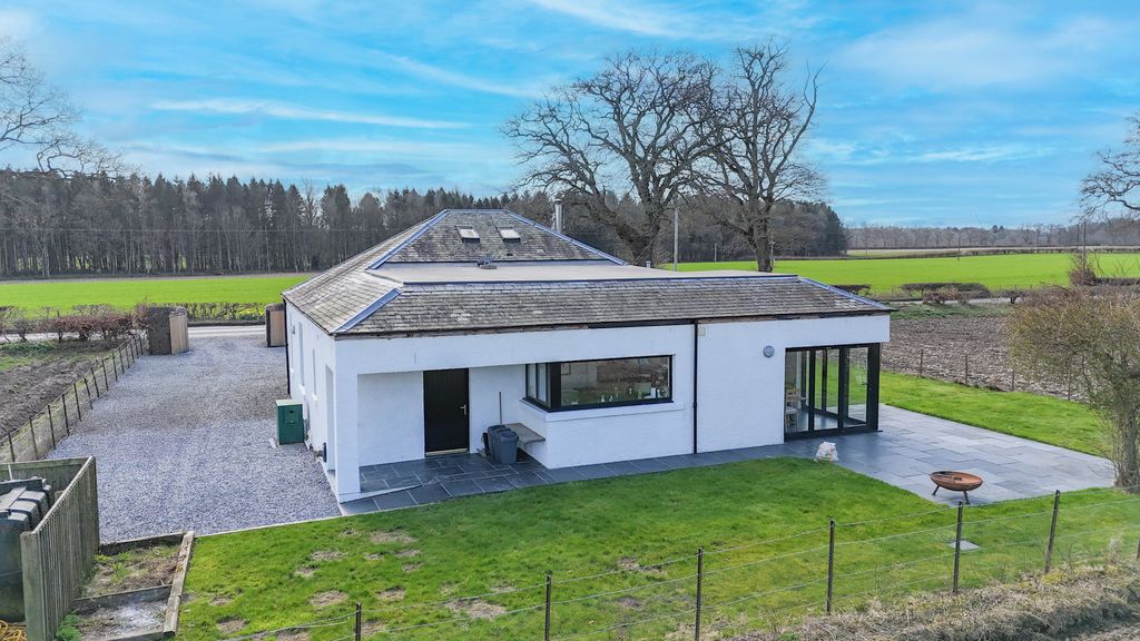 Property photo 1 of 35