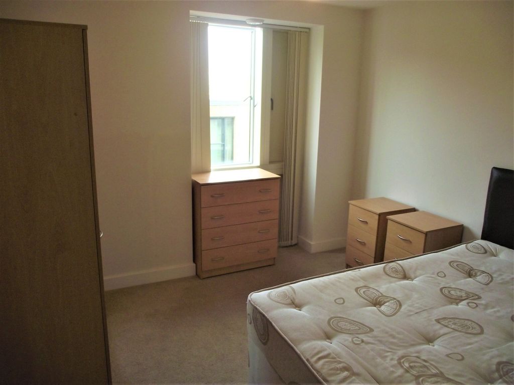 Property photo 3 of 6 Picture 001