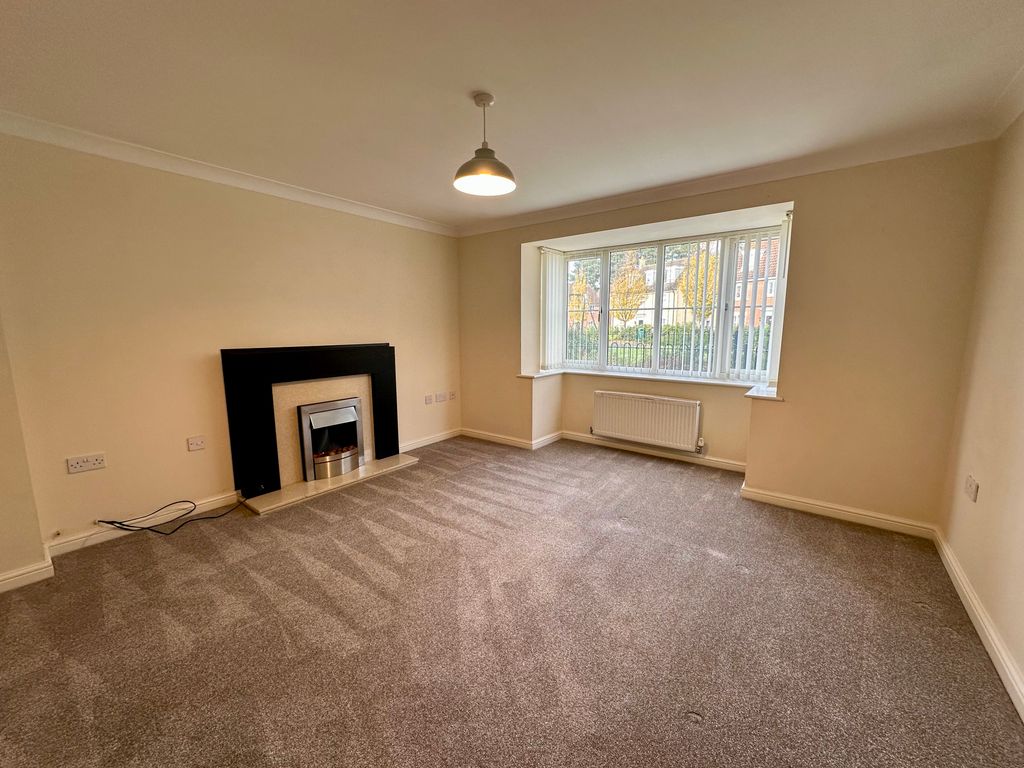 Property photo 2 of 17 Image